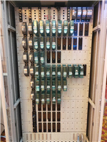 信號(hào)組合柜